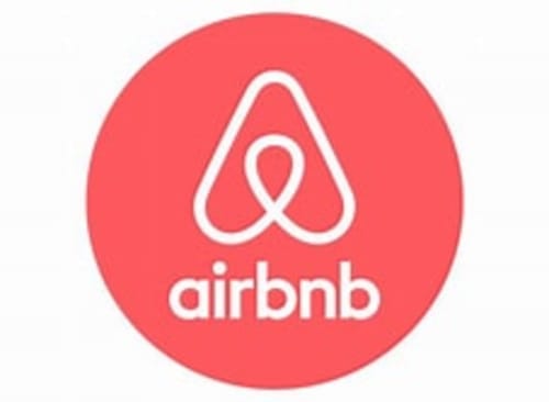 Airbnb logo for Quinta Boa Vida, a bed and breakfast in Alcobaça, Portugal
