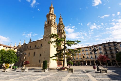 Catedral en la Plaza del Espolón, Logroño, cerca del Hotel Muro 13 El Mirador del Espolón