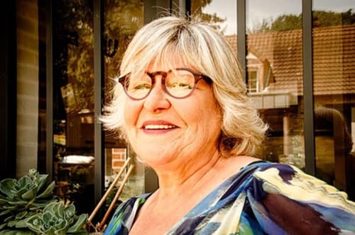 Mon portrait Emmanuelle Viel BnB le clos du buisson à Saint Aubin sur Gaillon, France