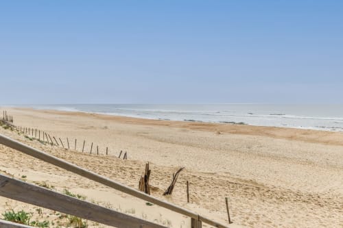 Plage de sable avec dunes près de Mimizan, France - Studio Kakatoes à 500m des plages