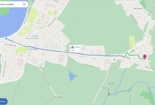 Carte de route cycliste du Château de Grandvaux à Varennes-Sous-Dun, montrant la piste cyclable de 6 minutes vers la Route-de-Mâcon.
