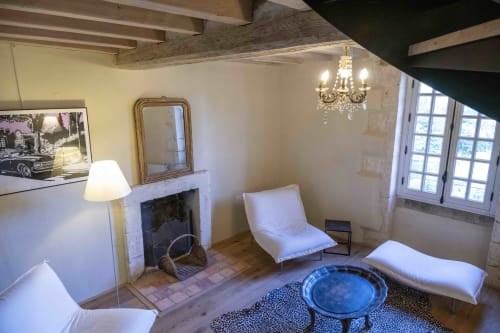 Le Fruitier, cottage à la Cour du Liège à Baugé-en-Anjou avec cheminée, lustre et vue sur le jardin