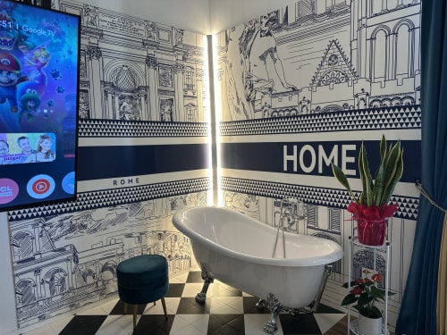 Bagno moderno del St Mary Major Loft Roma con vasca freestanding, carta da parati bianca e nera, vista sulla città