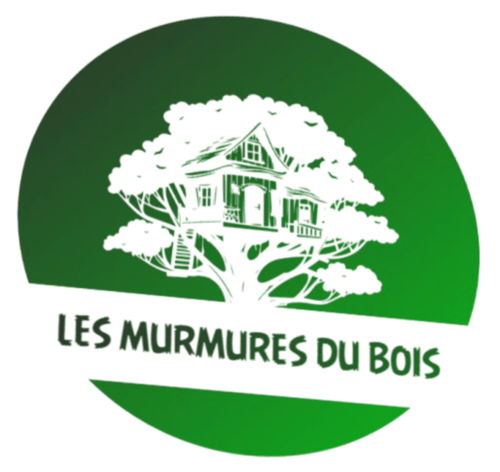 Les Murmures du Bois logo: treehouse with white foliage on green circle, French bed and breakfast