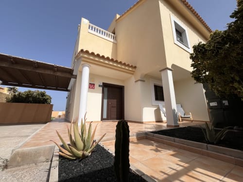 Casa Reguera villa exterior in Geafond with terrace, cacti garden, and sea view entrance