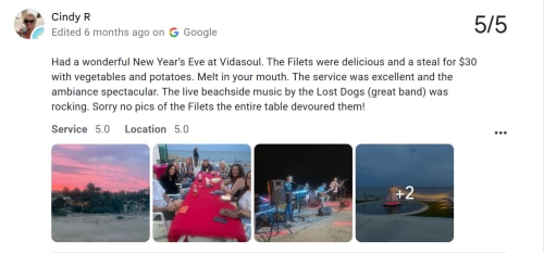 Cindy R's 5-star Google review of Vidasoul beachside dining with filet dinner, live music, and sunset views in La Vinorama