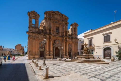 Chiesa barocca a Modica, Sicilia vicino a Villa Giulia sul Mare a Marausa lido