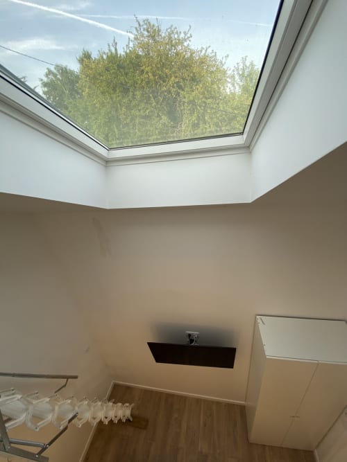 Modern apartment skylight with garden view at La Maison Blanche B&B in Bouguenais, France