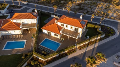 Vue aérienne de la Marvellous Villa au Be SilverCoast, Serra D'El Rei, Portugal avec piscine privée et terrasse
