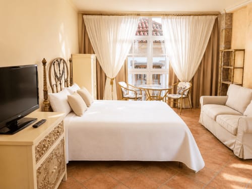 Espacioso estudio en Baiona con cama doble, TV, vistas a la ciudad y comodidades modernas cerca de la playa