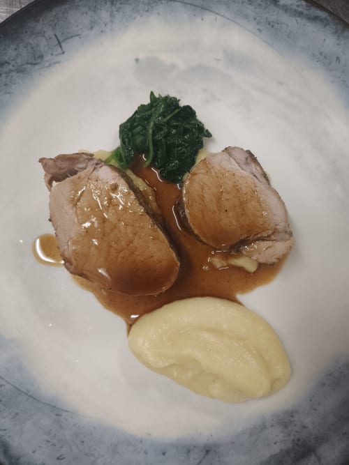 Seared duck breast with creamed potatoes and sautéed spinach, Hotel Ristorante alle Querce, Castelbuono