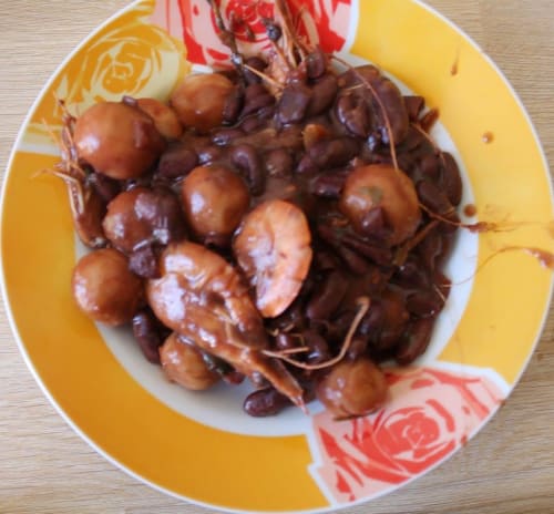 Plateau de fruits de mer frais avec écrevisses au gîte Madiana 89 à Bellechaume, France