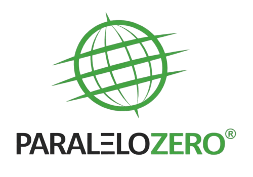 Logo Paralelo Zero com globo verde e linhas de grade, Hotel PZero em Albufeira, Portugal