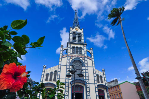 Cathédrale Saint-Louis Fort-de-France Martinique près de l'hôtel Maison Clèmentine