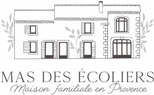 Mas des Écoliers, maison d'hôtes rustique provençale à Châteaurenard - illustration de ferme française