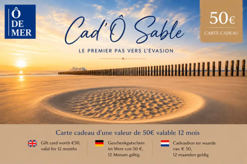 Carte cadeau Ô de Mer 50€ avec lever de soleil sur la plage de Sangatte, jetée en bois et motifs de sable