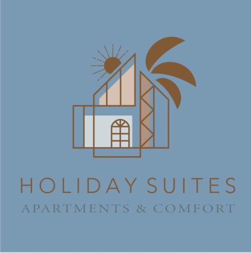 Logo Holiday Suites Apartments & Comfort con edificio moderno, sole e palma a Pesaro, Italia
