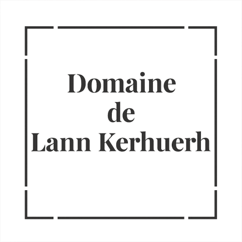 Logo du gîte Domaine de Lann Kerhuerh à La Chapelle-Neuve, France