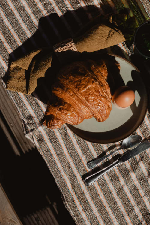 Dessert au chocolat présenté aux Gîtes de Cormenin, un gîte rural français à Saint-Hilaire-sur-Puiseaux