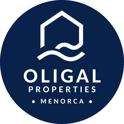 Logotipo de Oligal Properties Menorca con icono de casa y mano sobre fondo azul oscuro