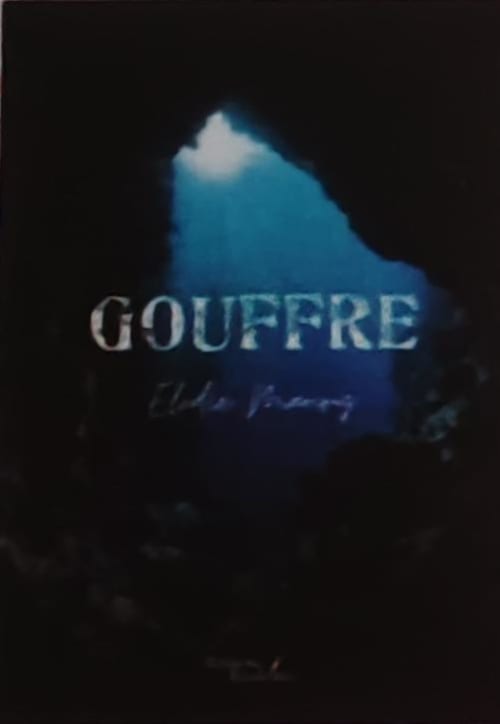 Entrée de la grotte Gouffre avec lumière bleue, Les Gîtes De Pétrocoriis, Boulazac