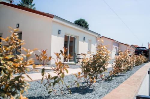 Modern New York Apartment at Résidence des Sables in Mably with terrace and gravel courtyard