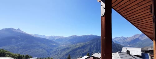 Vue panoramique des Alpes depuis le balcon du Chalet De La Yodine, Feissons sur Salins