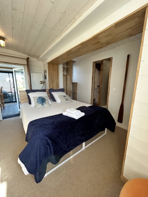 Chambre moderne avec vue sur mer à La Cabine, La Villa Plein Vent B&B à Barneville-Carteret, France