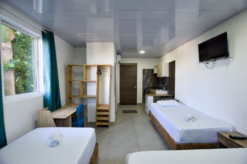Apartamento Tortugas en Vamos pa San Andrés Isla con dos camas, escritorio, TV y cocineta en San Andrés, Colombia