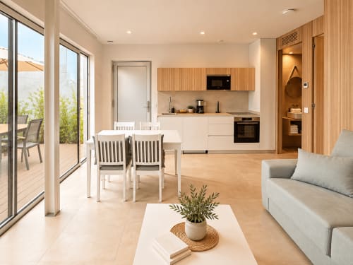 Apartamento moderno en Baiona con cocina abierta, comedor, salón y acceso a terraza