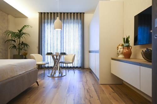 Modern Conchiglia apartment at Vimini Apulian Experience in Bari with sea view, elegant furnishings and natural light