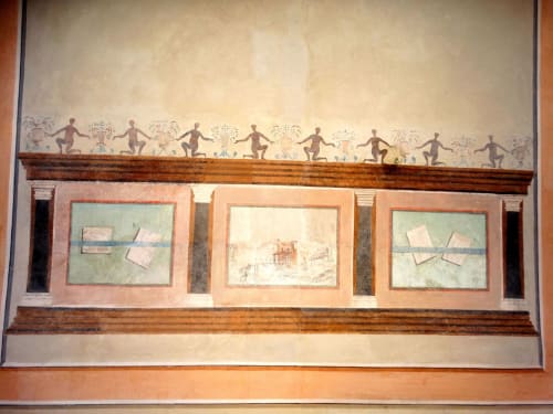Replica di affresco romano antico con figure e disegni architettonici nella Junior Suite dell'Albergo Giulia Gonzaga, Sabbioneta