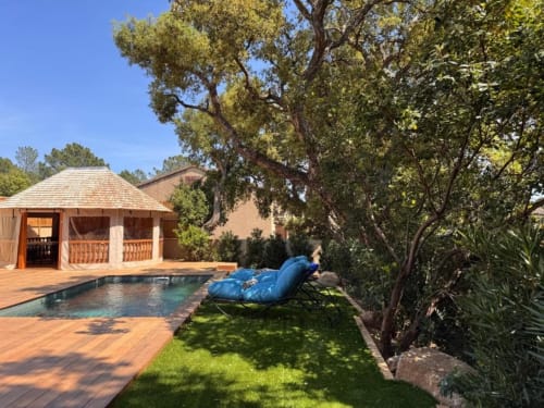 Piscine privée et gazebo de la Villa Dolce Vita avec jardins luxuriants, Les Villas d'A Storia, Porto-Vecchio