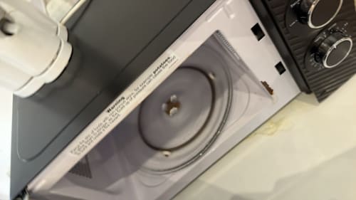 Laundry dryer vent in furnished 2-bedroom property at England Furnished Homes, High Wycombe