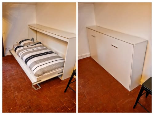 Murphy bed in white finish, open and closed views, La Villa 1848 cottage at Vindihouses, Épinac