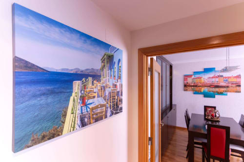Beachfront apartment at EcoHost in Matosinhos with sea view canvas art and dining area overlooking waterfront