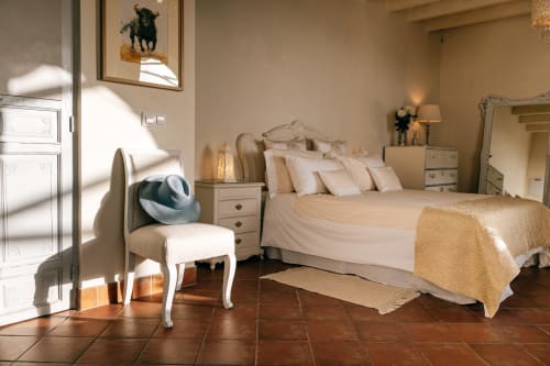 Dormitorio soleado en La Vista de Medina Studio Deluxe de La Vista Medina Stays, Medina Sidonia, España