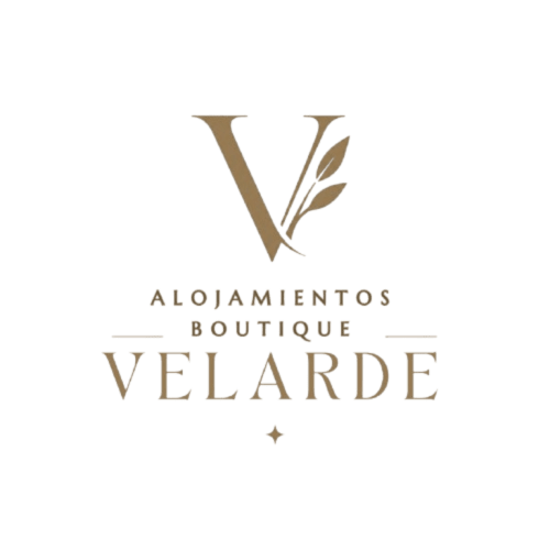 Logo de Velarde Boutique Accommodations con elegante diseño de hojas, hotel de lujo en Elche, Alicante