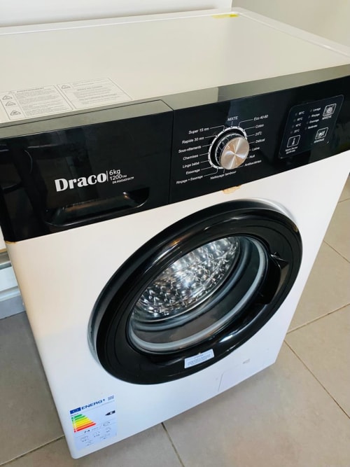 Machine à laver Draco 6kg dans l'appartement Hibis Gold à Maisons En Or, Cayenne
