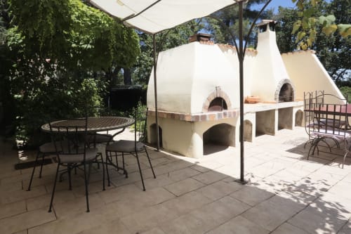 Réservation gîte 4 personnes - Barbecue - Bouches du Rhône | Chambres d'hôtes et gîtes Le Leaou