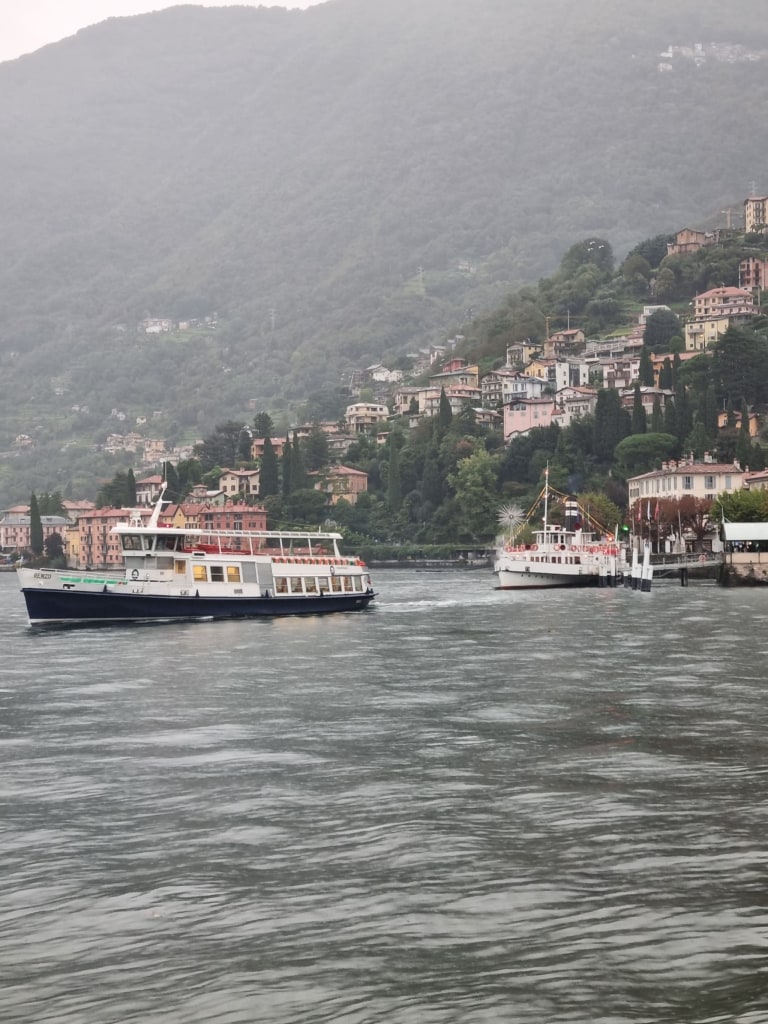 Battelli e piroscafi sul Lago di Como