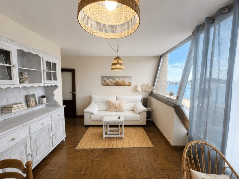 Holibai Miramar · Apartamento con vistas al mar en Baiona