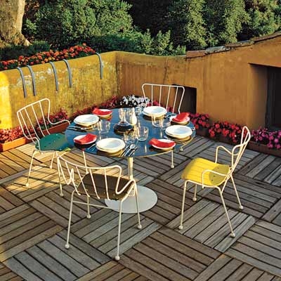 Amerhart | How to Customize Your Perfect Backyard Deck