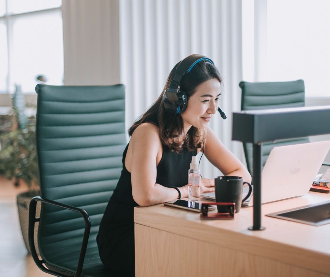 A lady with headphones