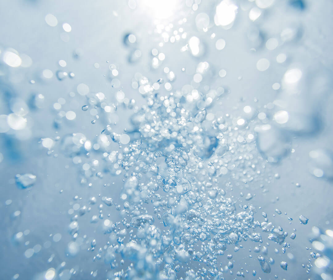 Water bubbles in hydrofeel massage bathtub