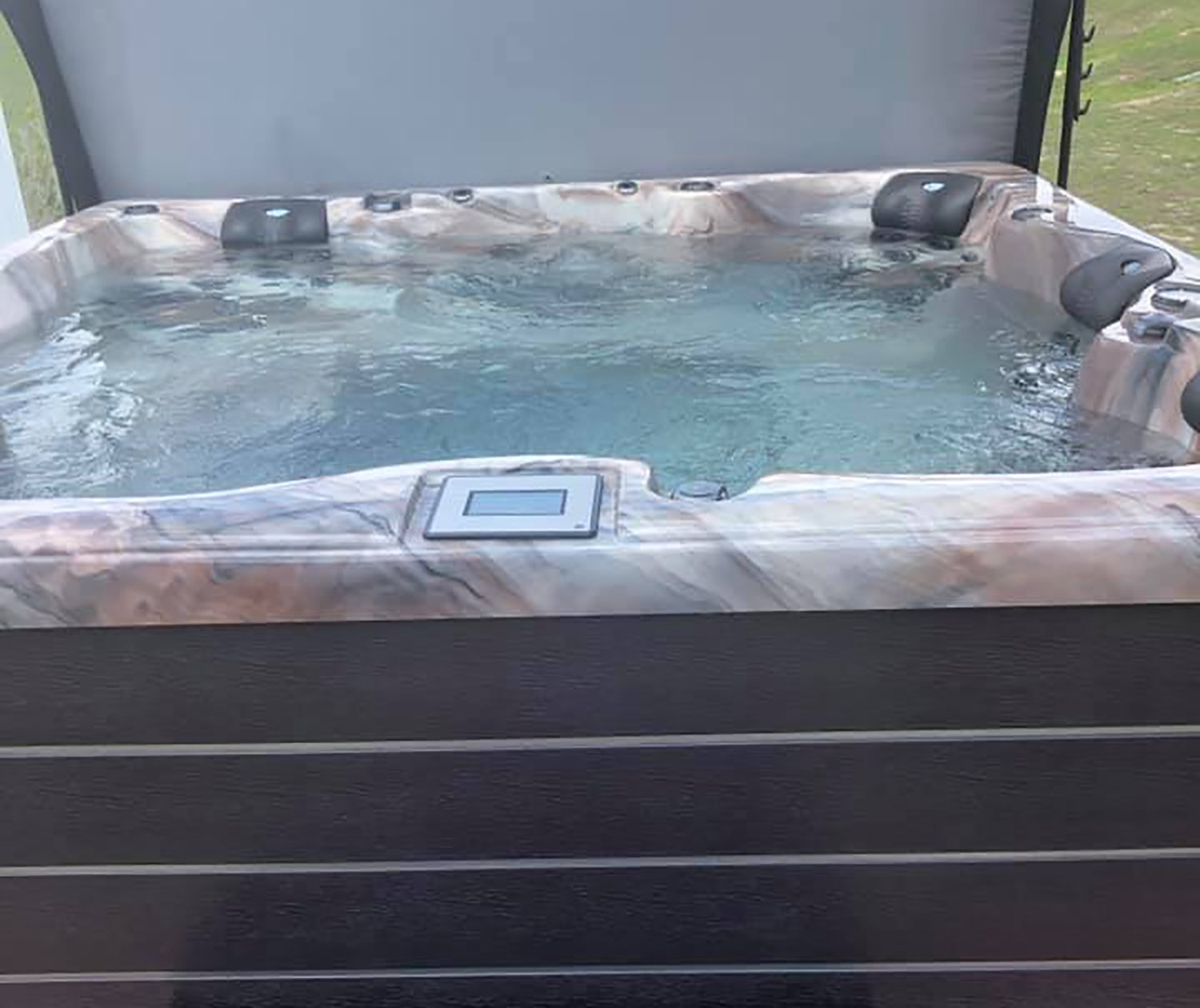 VitaSpa Inspo Salon Hot Tub