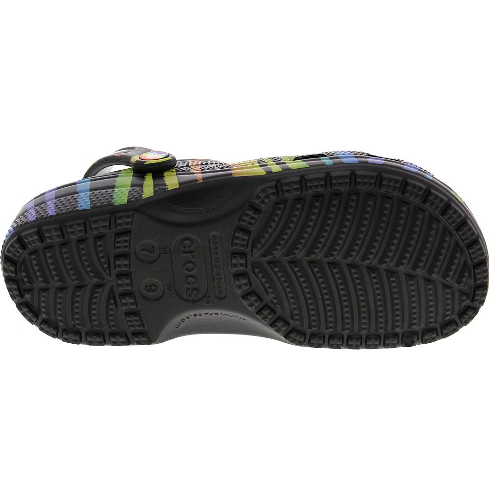 Crocs Classic Seasonal Print Water Sandals - Mens Multi Sole View