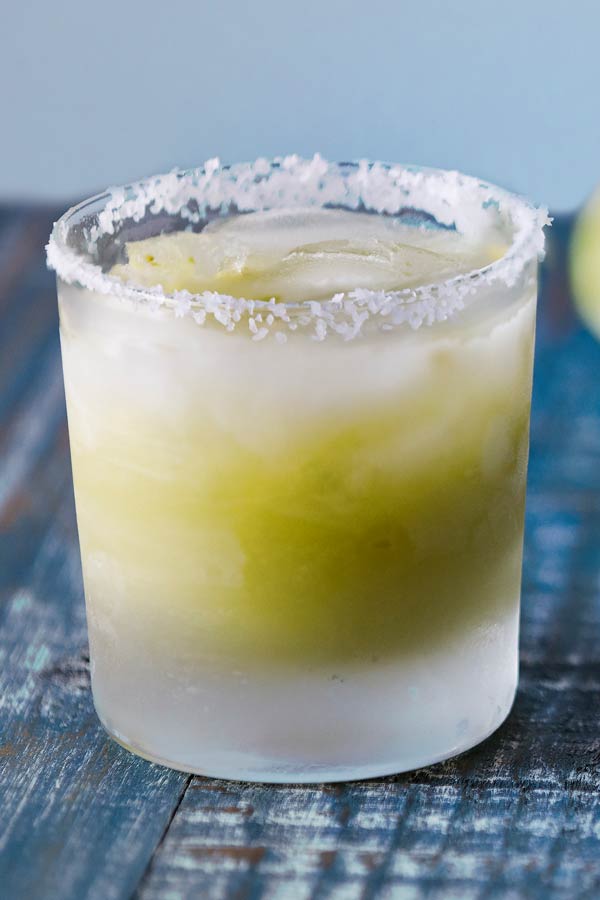 Amoretti Recipe: Avocado Margaritas. Make a tasty margarita for you and a friend!