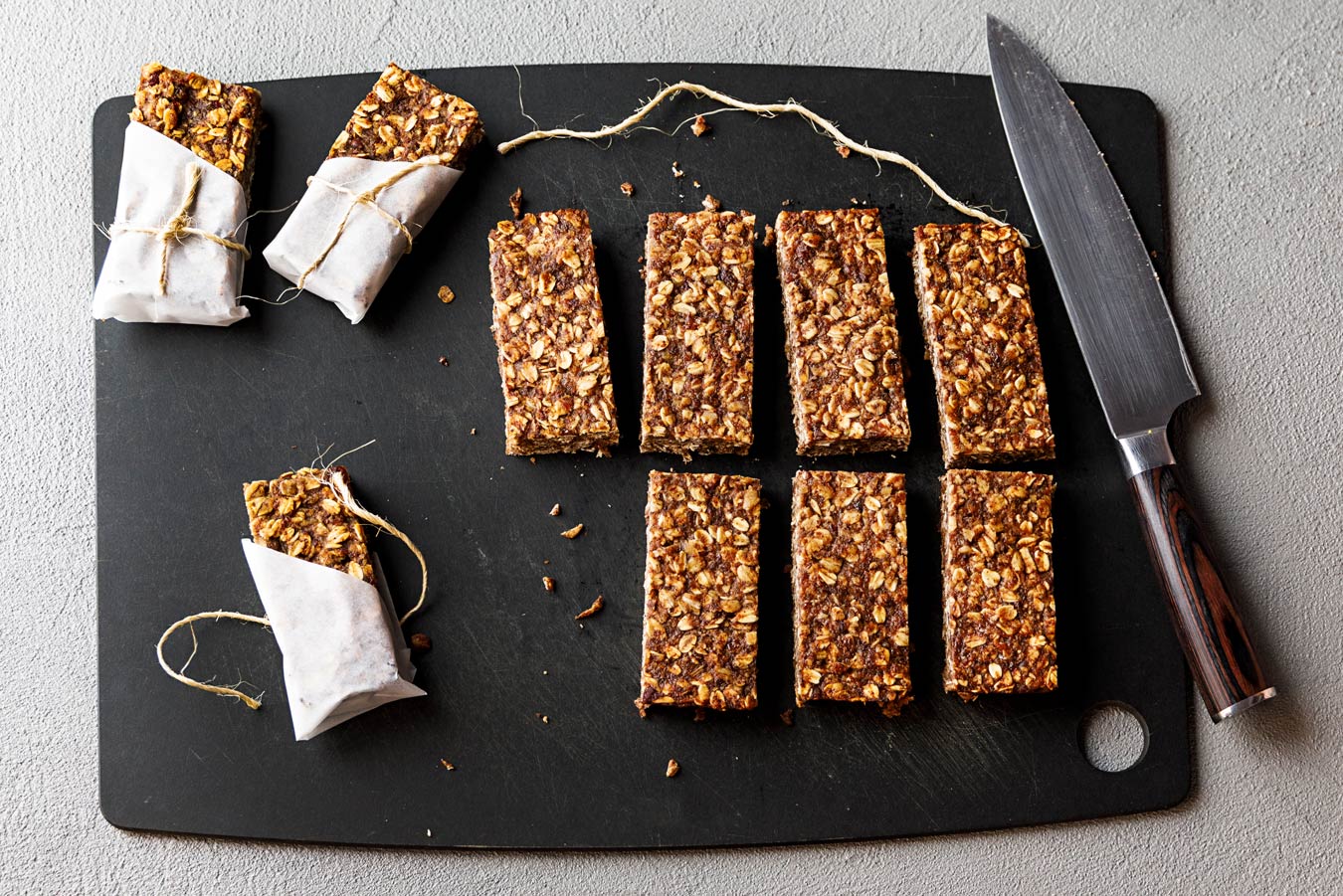 Amoretti Recipe: Pecan Oat Bars