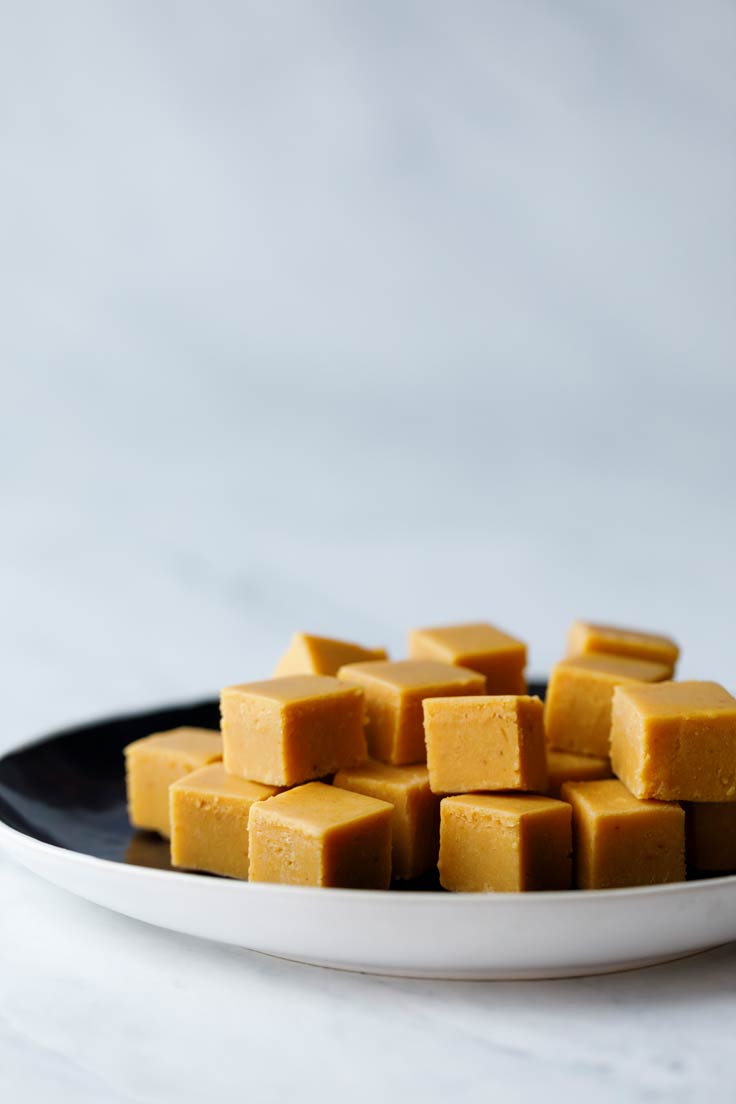 Amoretti Recipe: Pumpkin Spice Fudge